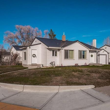 Professionally Designed Central Idaho Falls Home - 4 Bed 2 Bath Экстерьер фото